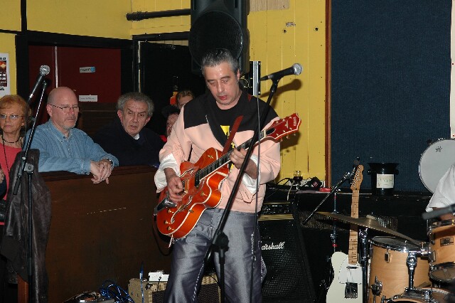 min 2006 11 17 one way 177